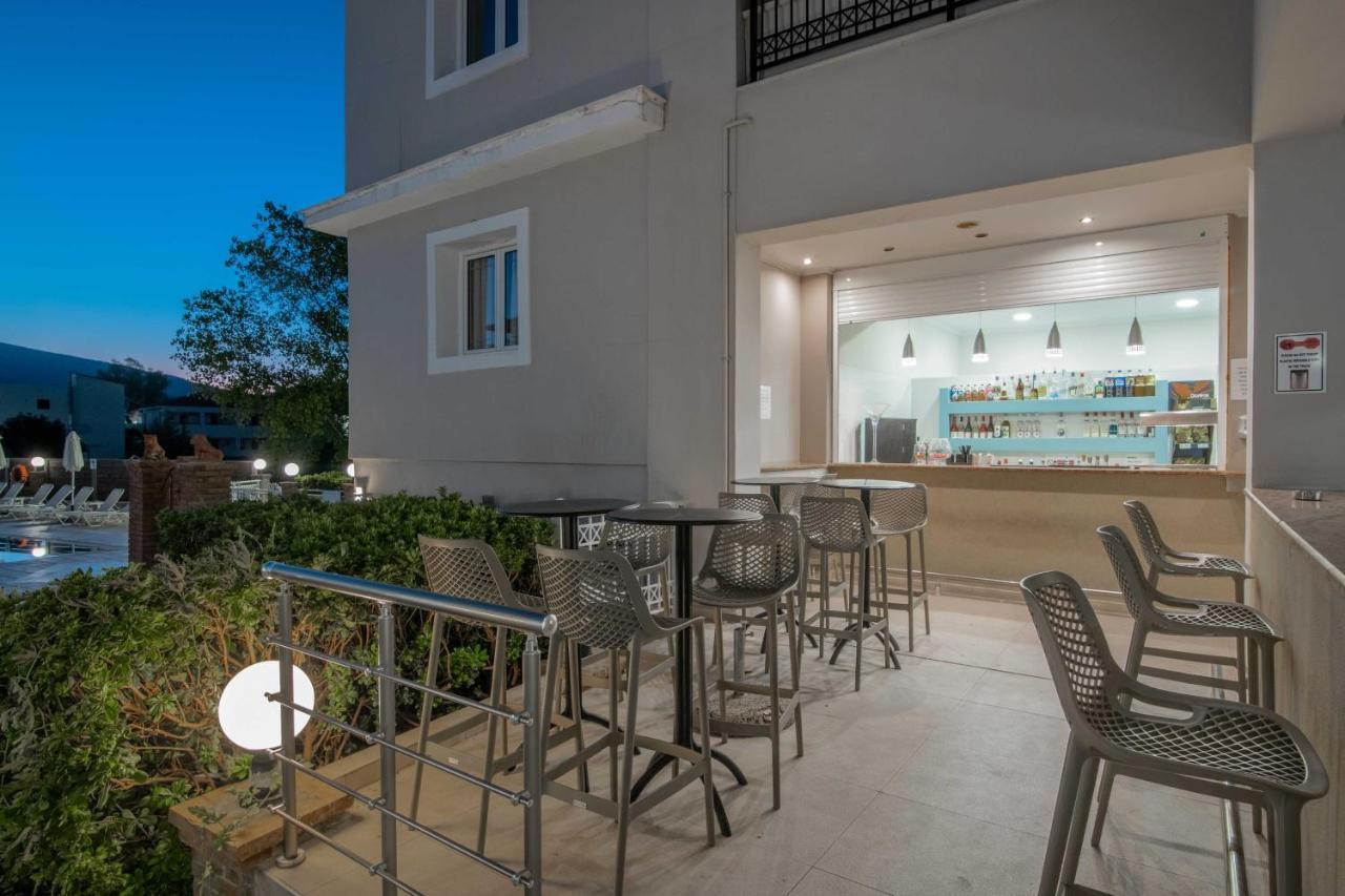 Karras Hotel Лаганас Экстерьер фото